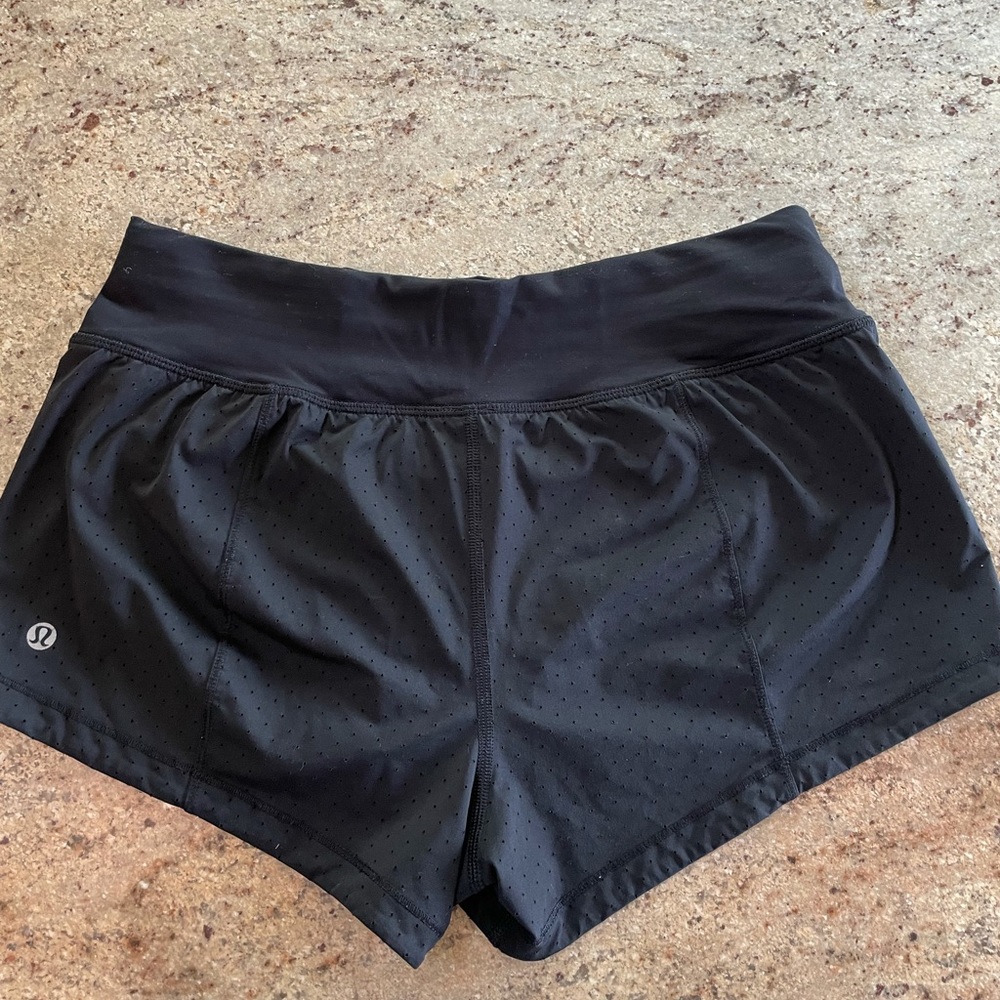 Lululemon SPEED UP 4’ shorts
